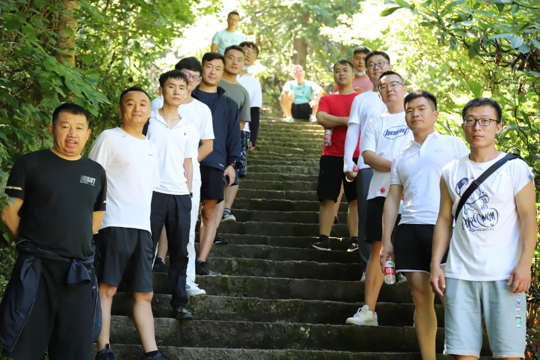 齊心協(xié)力，共創(chuàng)未來(lái)——偉杰信營(yíng)銷團(tuán)隊(duì)浙江團(tuán)建活動(dòng)