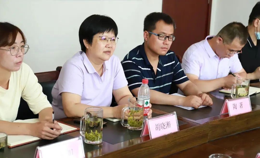 偉杰信生物與中國(guó)農(nóng)業(yè)大學(xué)教學(xué)實(shí)驗(yàn)場(chǎng)涿州種豬場(chǎng)戰(zhàn)略合作揭牌儀式