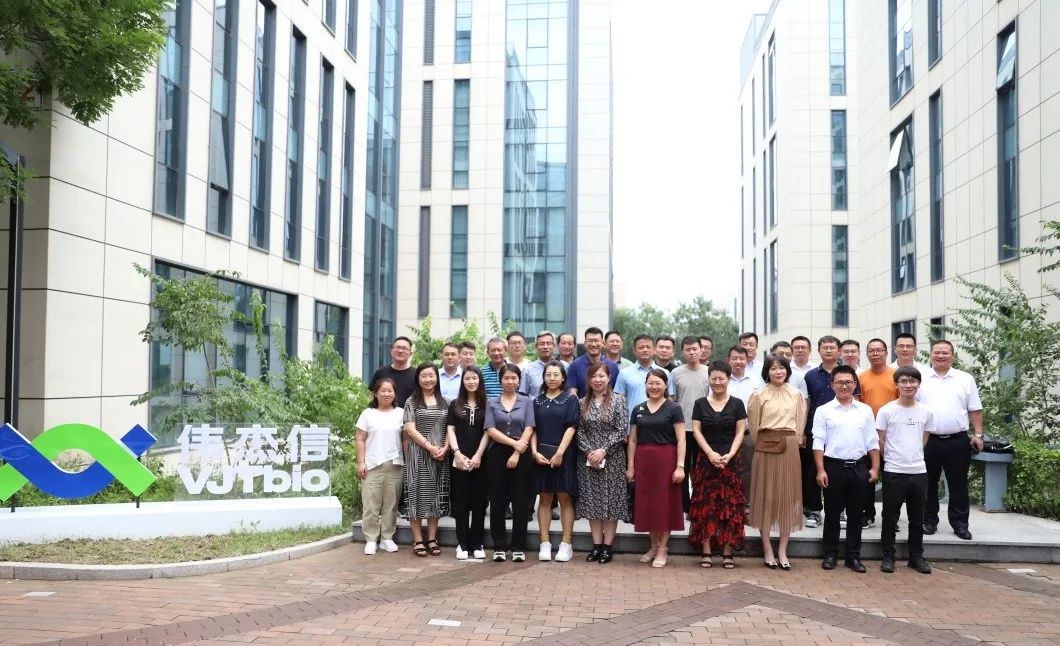 偉杰信營(yíng)銷中心年中團(tuán)建會(huì)—“凝心聚力奪輝煌、奮力前行獲佳績(jī)”