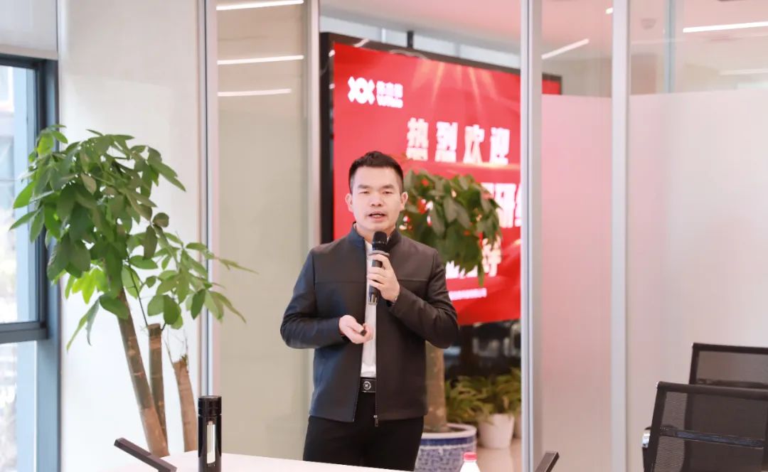 陜西省生豬產(chǎn)業(yè)技術(shù)體系專家與企業(yè)家來(lái)公司交流考察