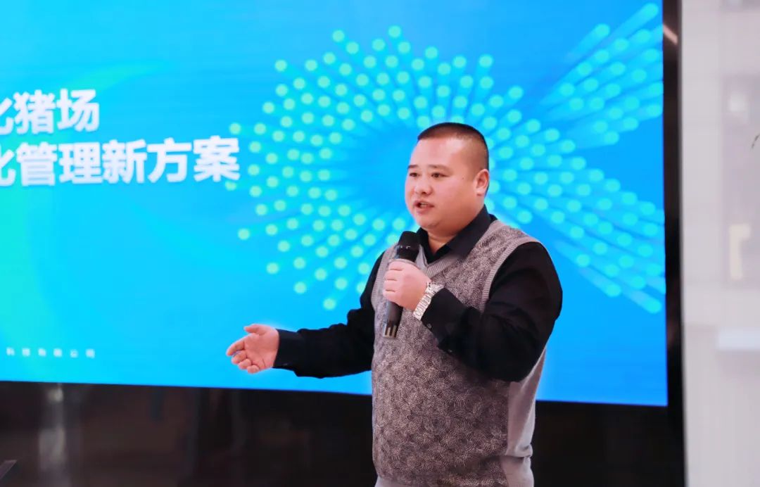 陜西省生豬產(chǎn)業(yè)技術(shù)體系專家與企業(yè)家來(lái)公司交流考察