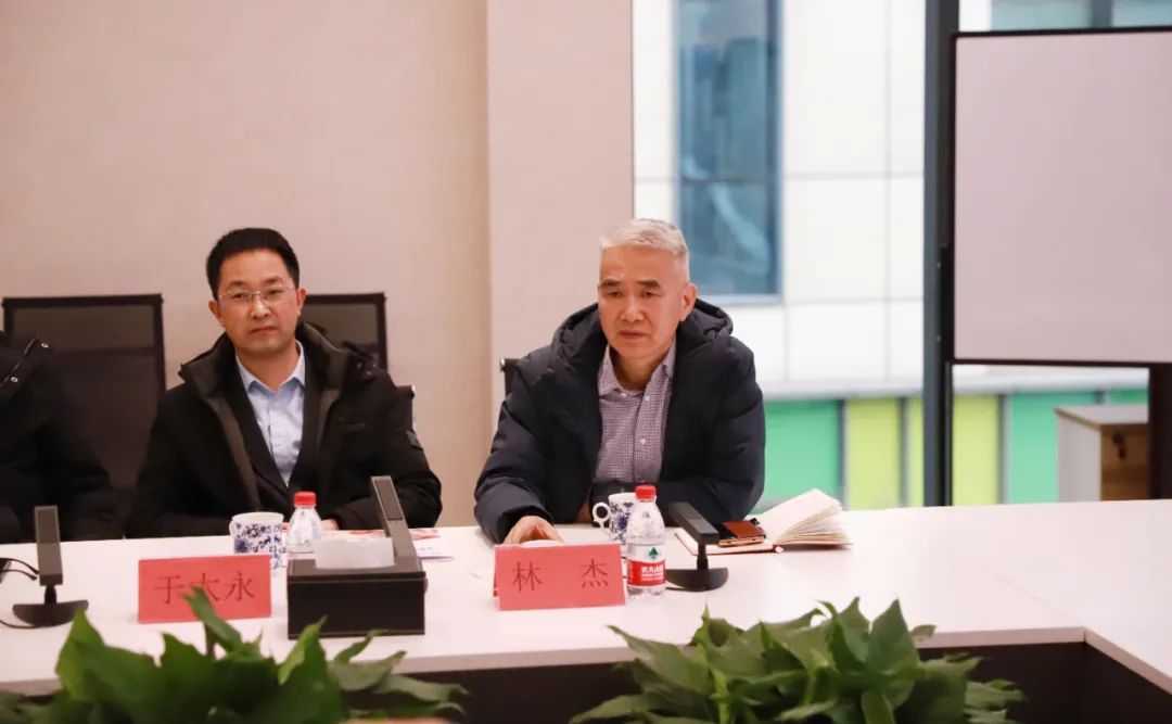 陜西省生豬產(chǎn)業(yè)技術(shù)體系專家與企業(yè)家來(lái)公司交流考察