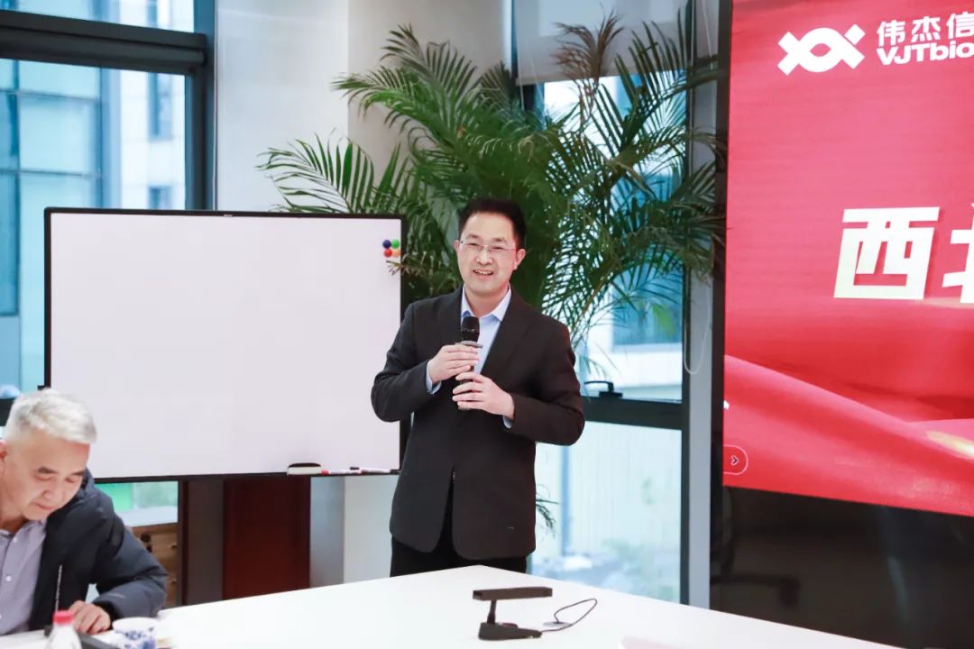 陜西省生豬產(chǎn)業(yè)技術(shù)體系專家與企業(yè)家來(lái)公司交流考察