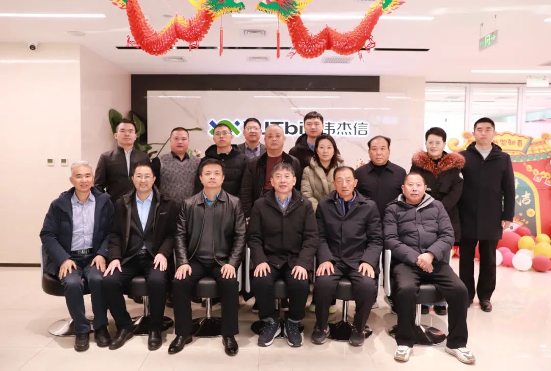 陜西省生豬產(chǎn)業(yè)技術(shù)體系專家與企業(yè)家來(lái)公司交流考察