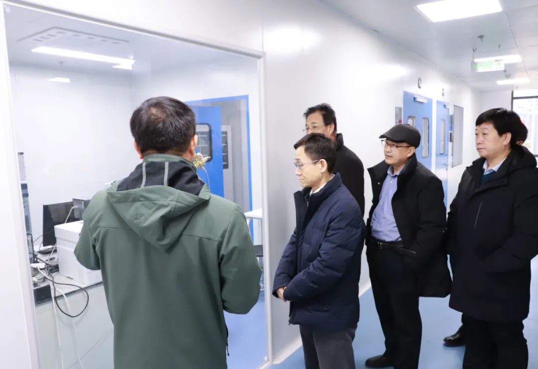 “十四五”國(guó)家重點(diǎn)研發(fā)計(jì)劃項(xiàng)目“豬批次化生產(chǎn)精準(zhǔn)繁殖調(diào)控技術(shù)升級(jí)與新產(chǎn)品研發(fā)”課題總結(jié)會(huì)在北京偉杰信順利召開(kāi)