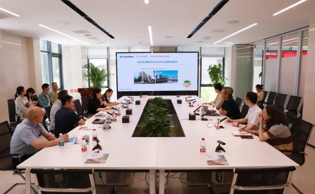 海淀區(qū)副區(qū)長唐超調(diào)研北京偉杰信