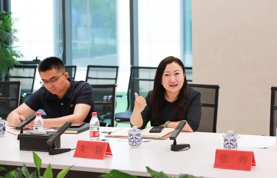 農業(yè)領域專家及領導調研北京偉杰信