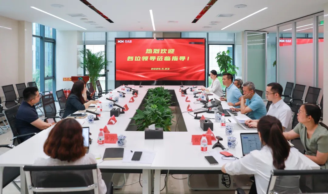 農(nóng)業(yè)領(lǐng)域?qū)＜壹邦I(lǐng)導(dǎo)調(diào)研北京偉杰信